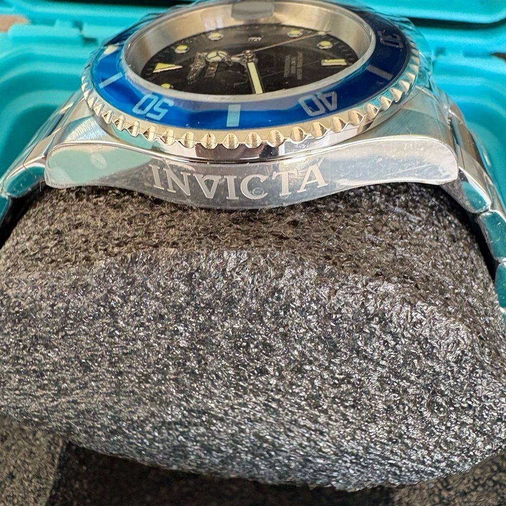Invicta Pro Diver Men's Watch - 40mm, Steel (26971) in Hard Case - Picture 7 of 9